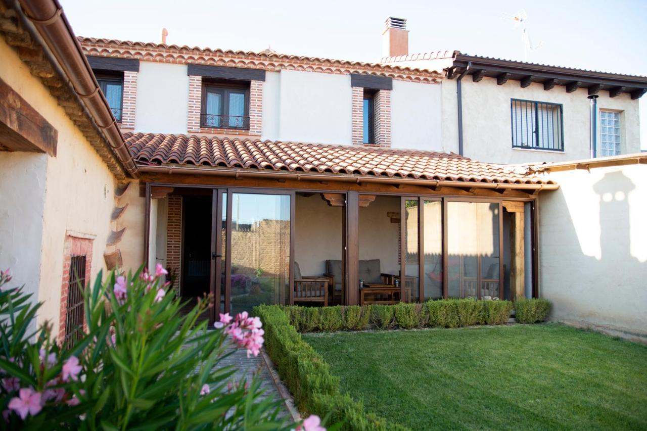 Casa Rural Zacarias Sardon De Duero Екстер'єр фото